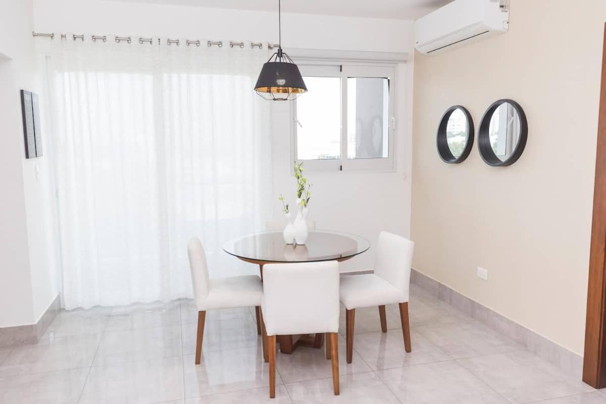 Soha Suites I ซานติอาโก เด ลอสกาบาเญโรส ภายนอก รูปภาพ